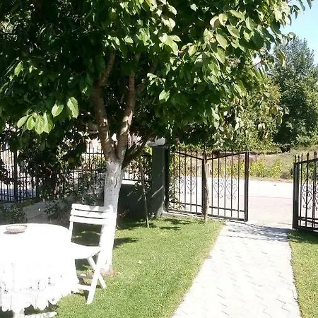 Traditional House In بيت للعطل *