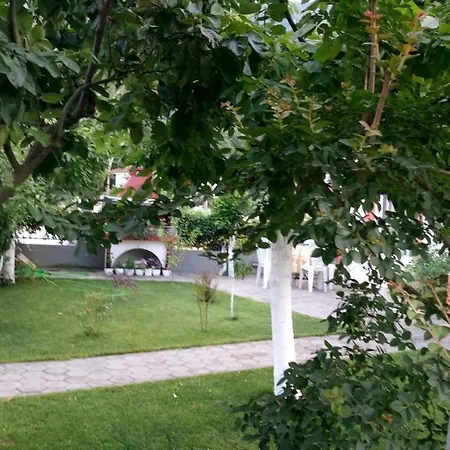 بيت للعطل Traditional House In *